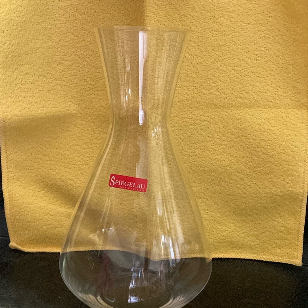 Spiegel Clear Glass Carafe